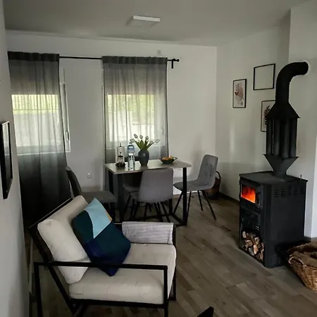 Дом отдыха Vikendica Fruskogorski Kutak *